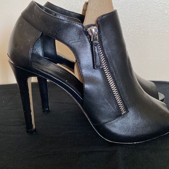 Michael Kors Clara Women's Black Peep Toe Side Zip Stiletto Boots Size 9 - Picture 3 of 11